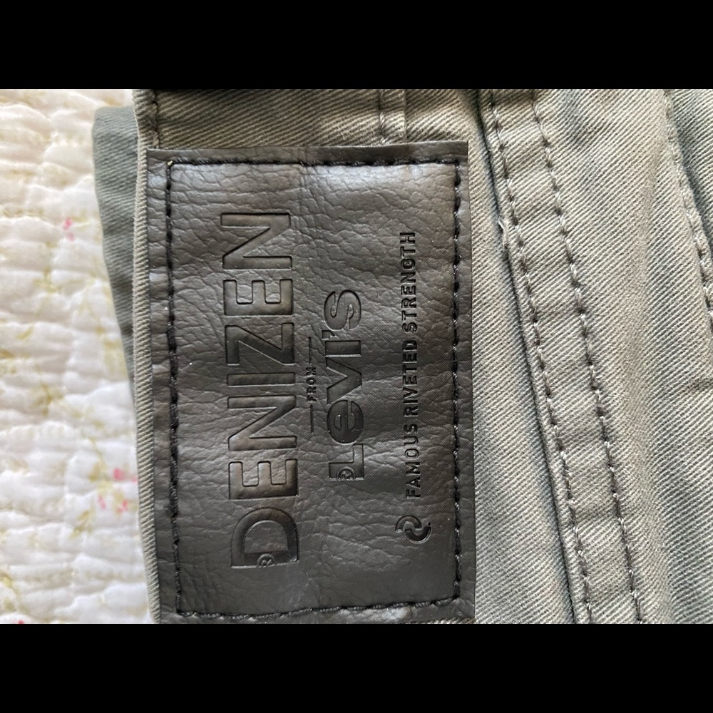 Denizen Levi Skinny-Fit Grey Jeans sz 36x32!